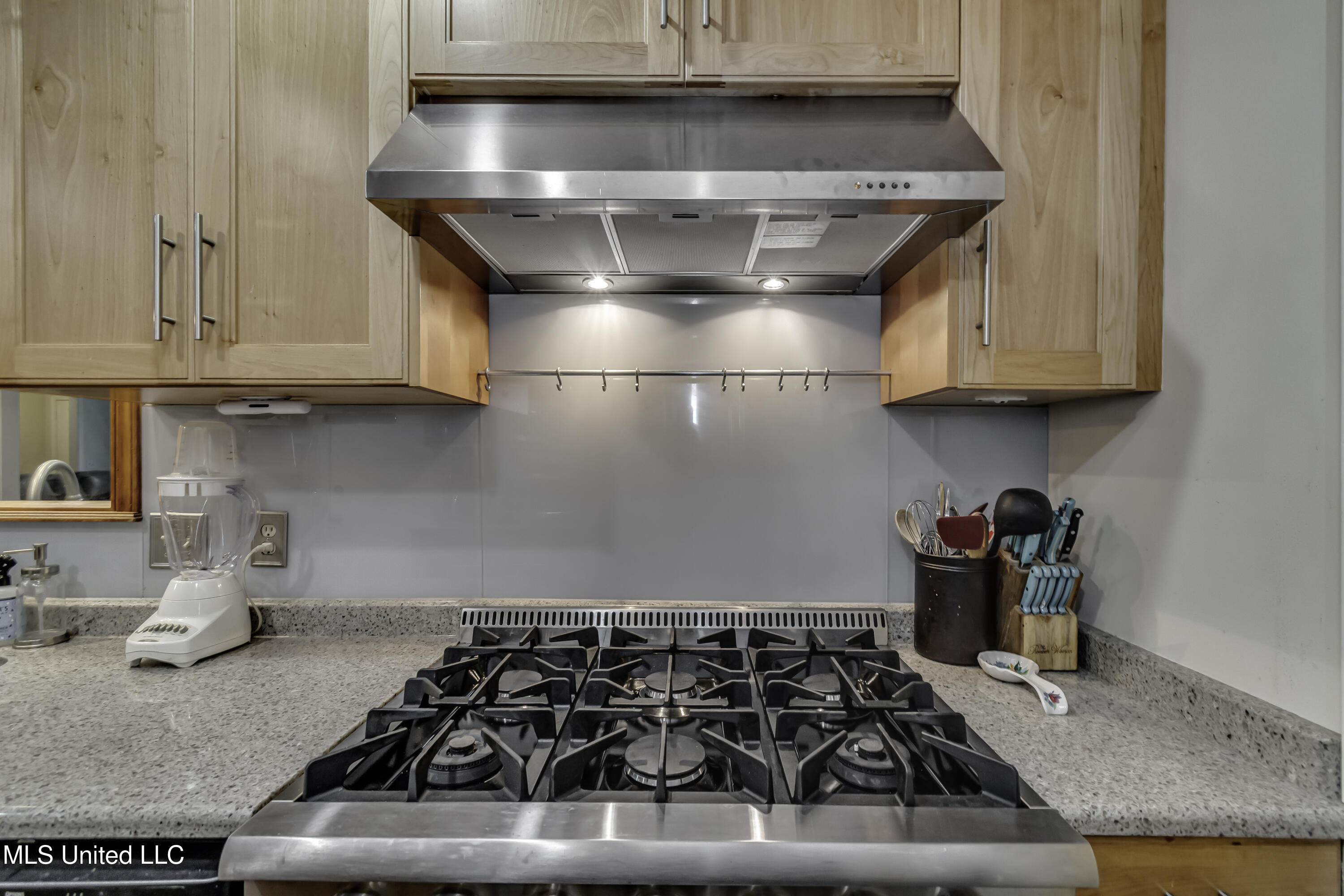 235 Hawthorne Drive Madison, MS 39110 - Photo 12 of 52 235 Hawthorne Dr--18