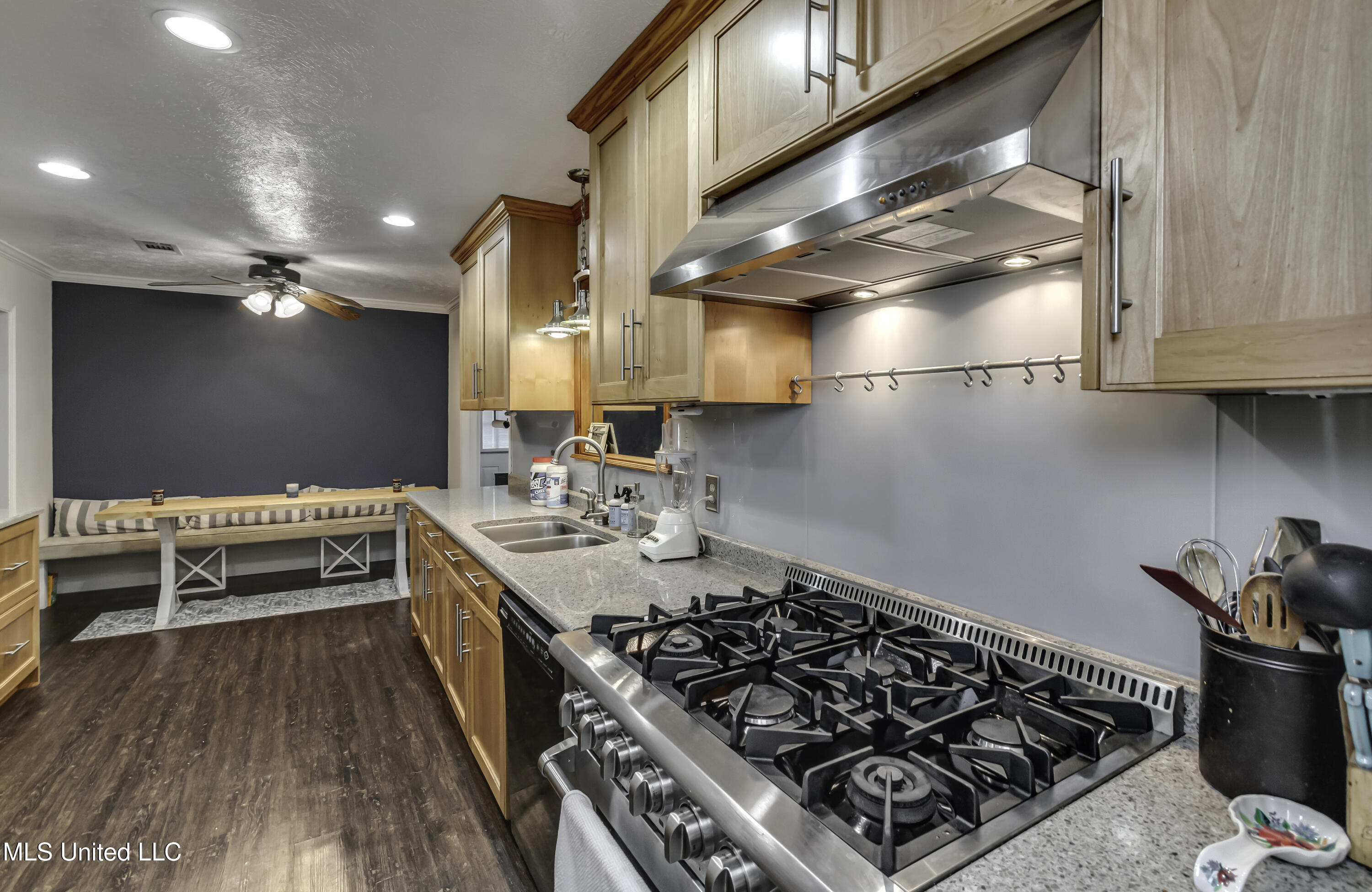 235 Hawthorne Drive Madison, MS 39110 - Photo 13 of 52 235 Hawthorne Dr--19