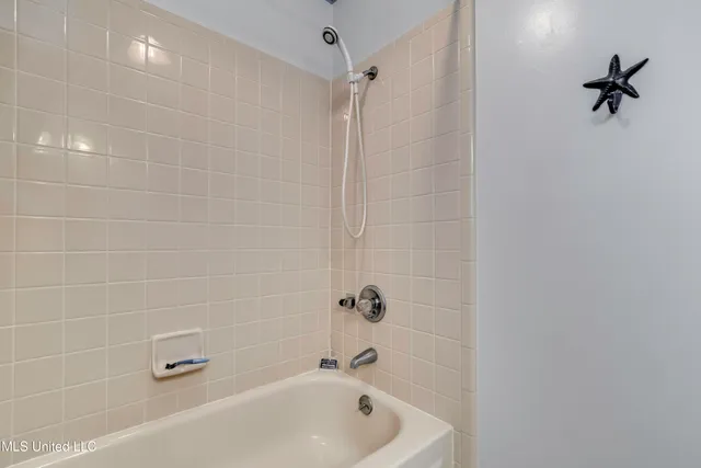 $254,900 | 235 Hawthorne Drive, Madison, MS 39110