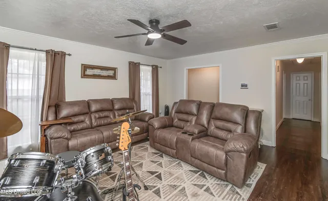 $254,900 | 235 Hawthorne Drive, Madison, MS 39110