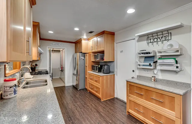 $254,900 | 235 Hawthorne Drive, Madison, MS 39110