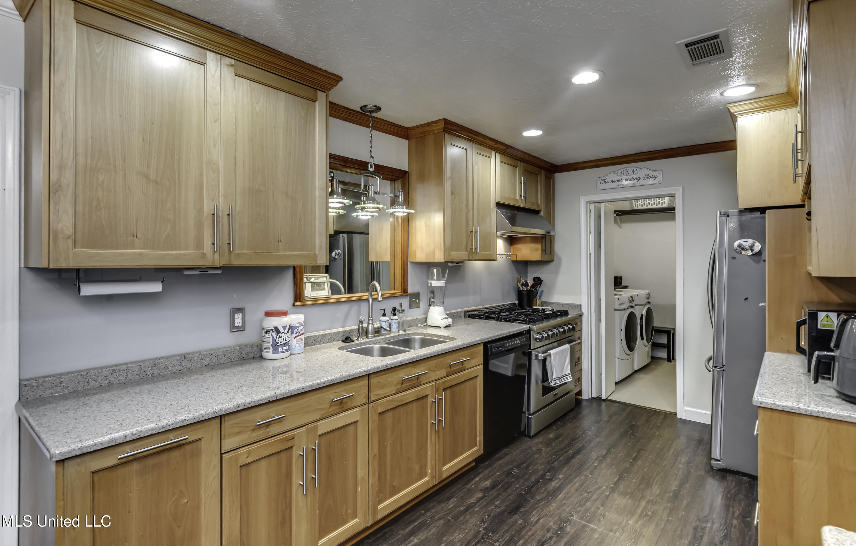 235 Hawthorne Drive Madison, MS 39110 - Photo 10 of 52 235 Hawthorne Dr--15