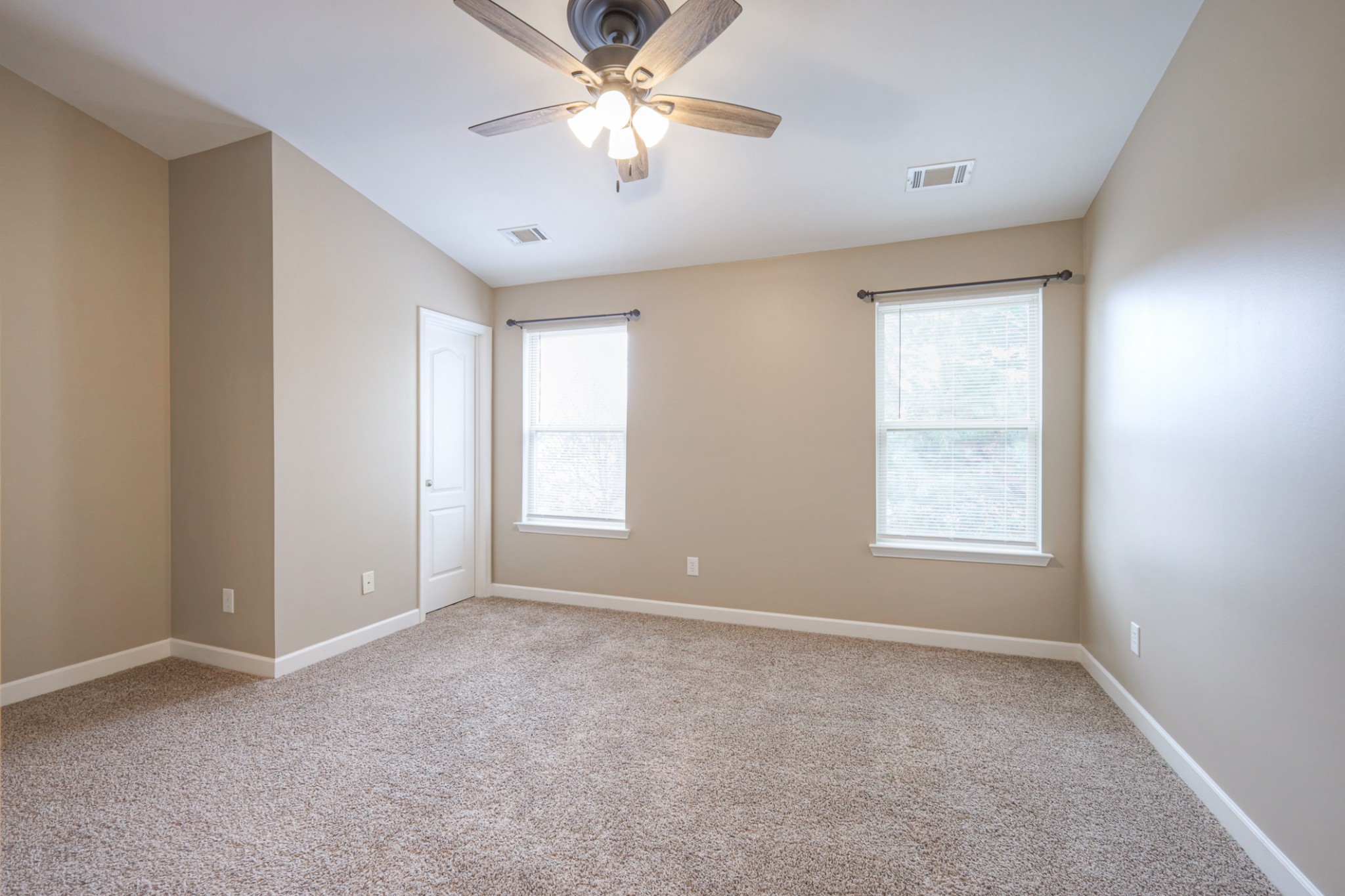 5441 Perlou Lane Murfreesboro, TN 37128 - Photo 18 of 29 a view of an empty room with a window