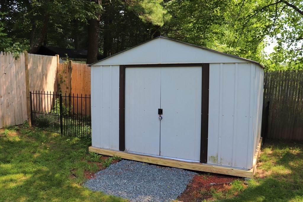 6 Francine Road Raynham, MA 02767 - Photo 11 of 40 Gallery Image 11