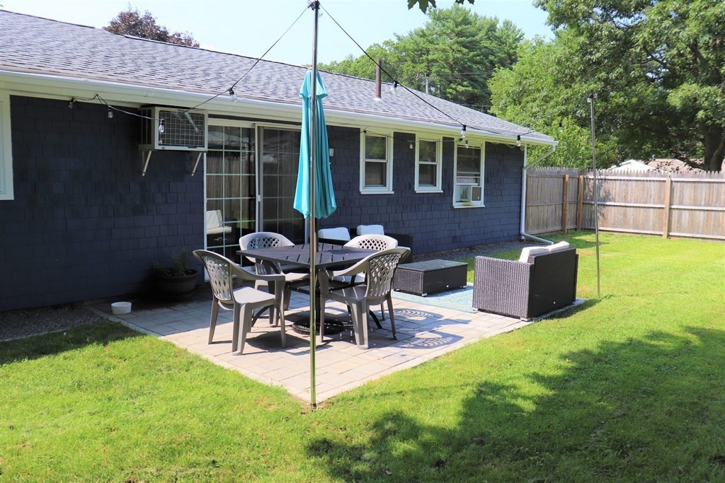 6 Francine Road Raynham, MA 02767 - Photo 12 of 40 Gallery Image 12