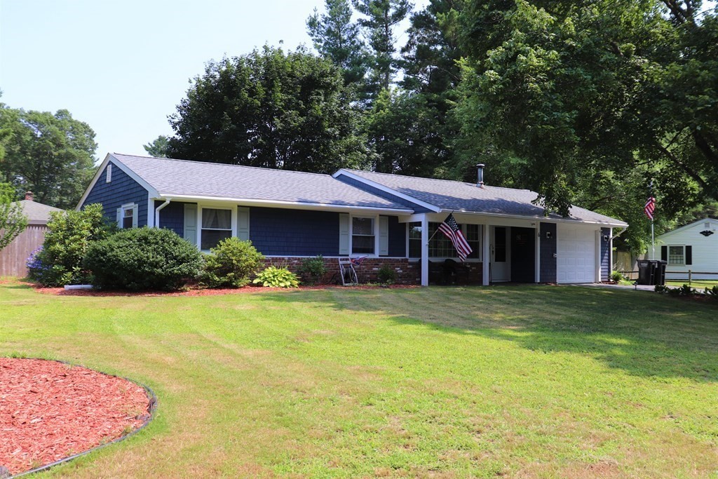 6 Francine Road Raynham, MA 02767 - Photo 3 of 40 Gallery Image 3