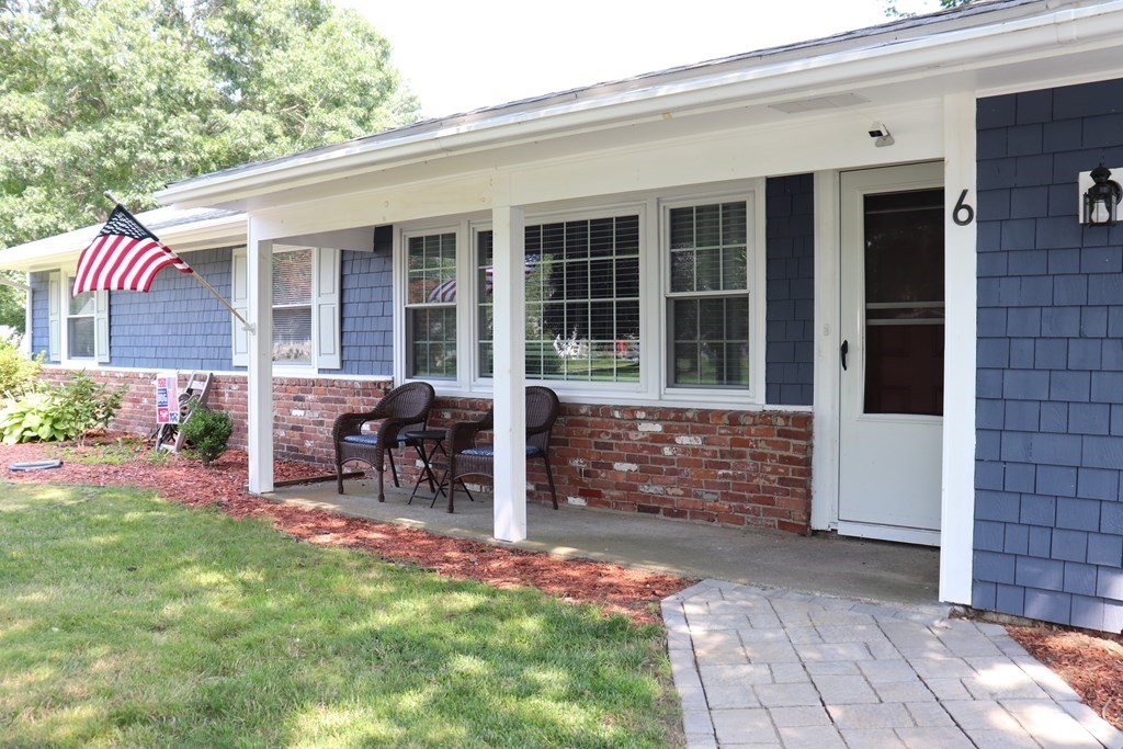 6 Francine Road Raynham, MA 02767 - Photo 4 of 40 Gallery Image 4
