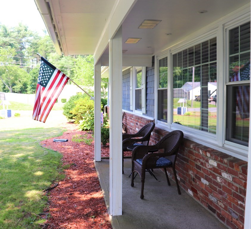 6 Francine Road Raynham, MA 02767 - Photo 7 of 40 Gallery Image 7
