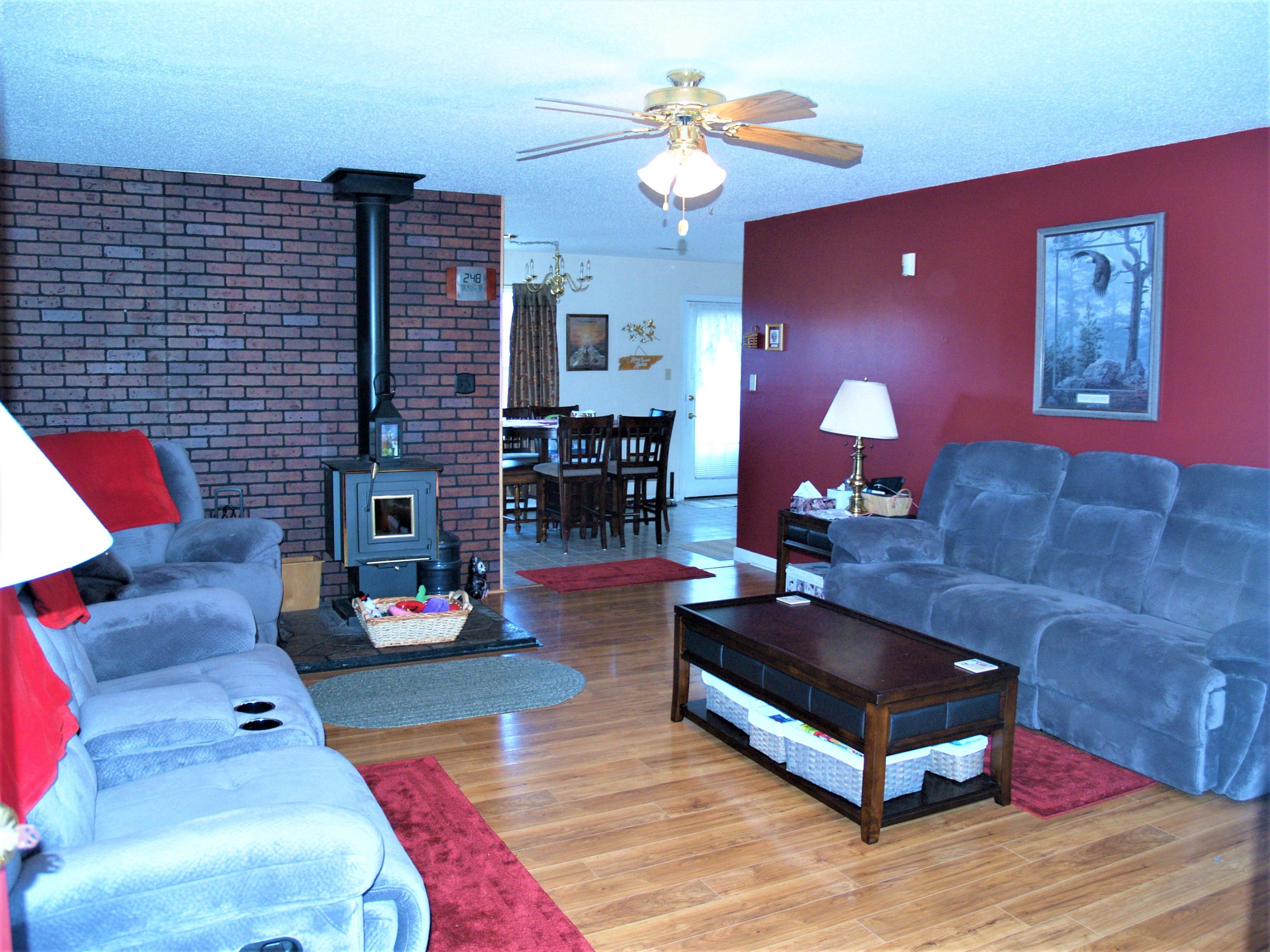 3851 Big Springs Ridge Road Friendsville, TN 37737 - Photo 5 of 32 Living Room