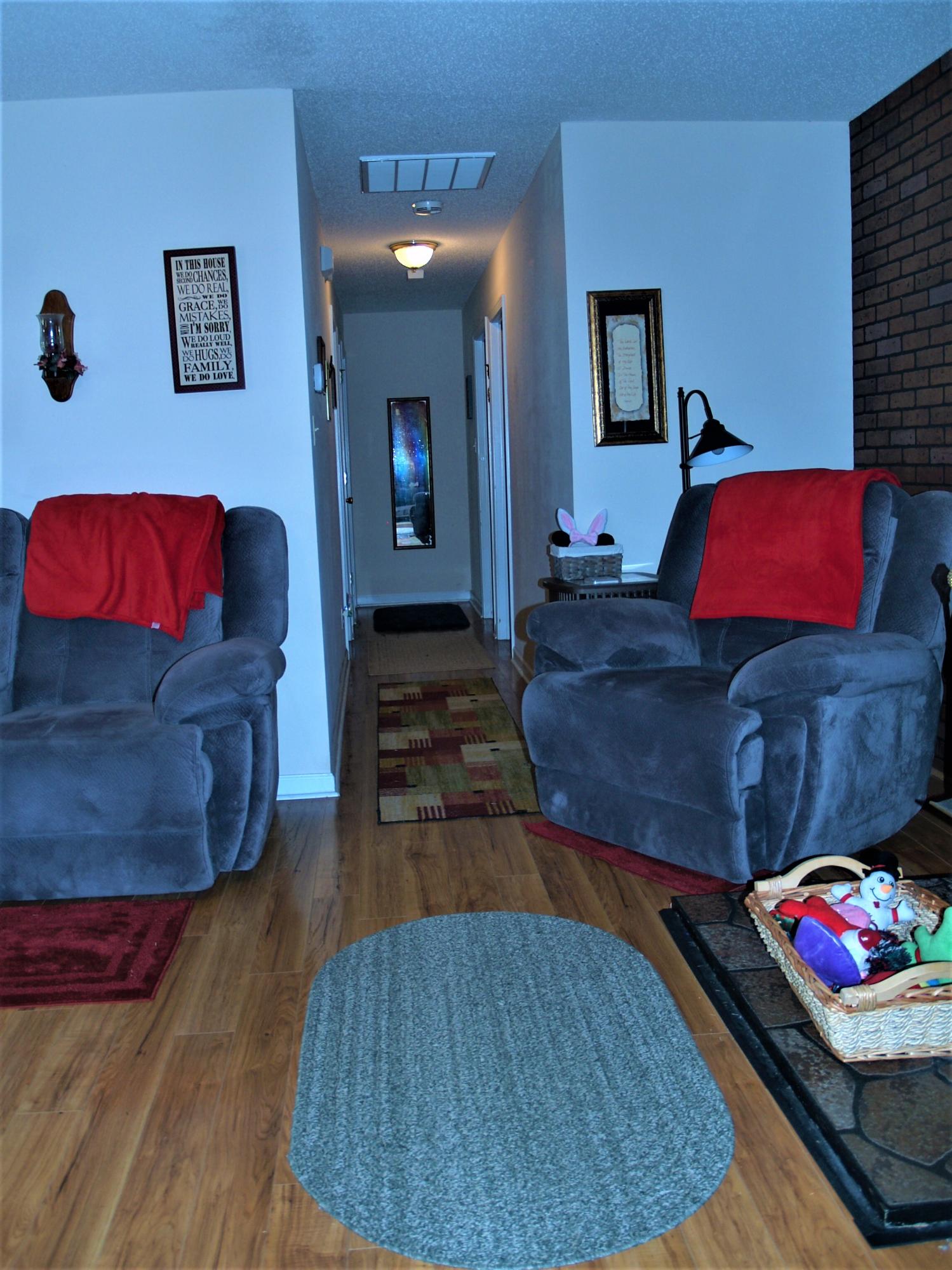 3851 Big Springs Ridge Road Friendsville, TN 37737 - Photo 8 of 32 Living Room