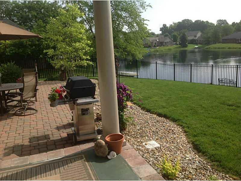 8653 Rahke Road Indianapolis, IN 46217 - Photo 2 of 7 Gallery Image 2