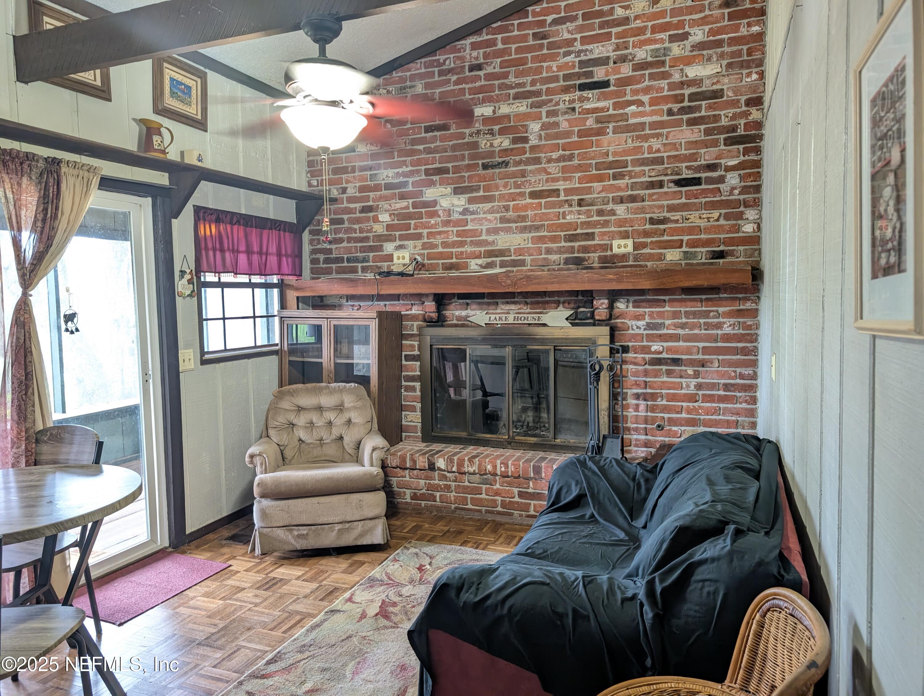 183 Sherman Dr Circle, Unit B Interlachen, FL 32148 - Photo 3 of 12 183B SHERMAN DR CIR 6