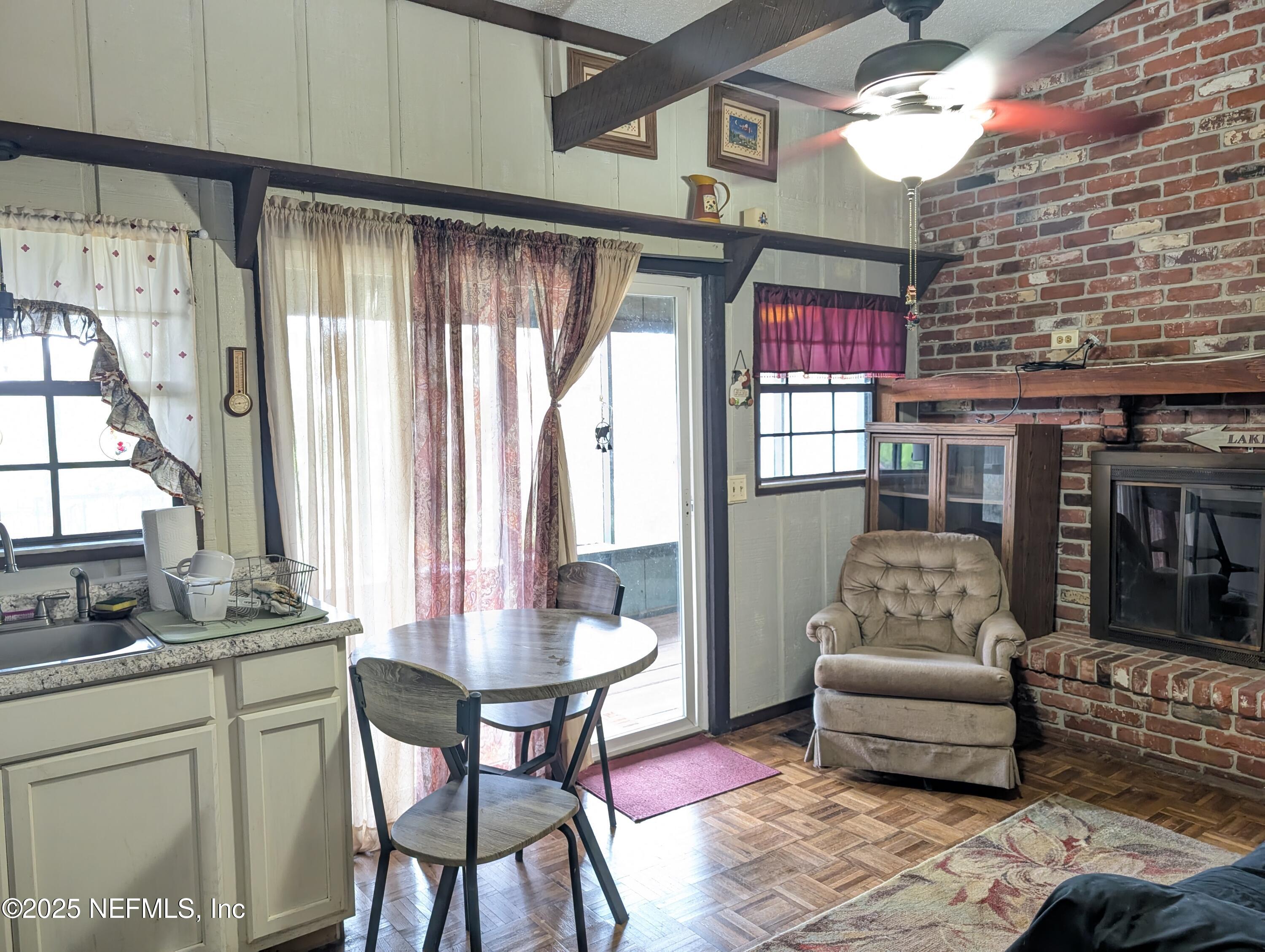 183 Sherman Dr Circle, Unit B Interlachen, FL 32148 - Photo 4 of 12 183B SHERMAN DR CIR 5