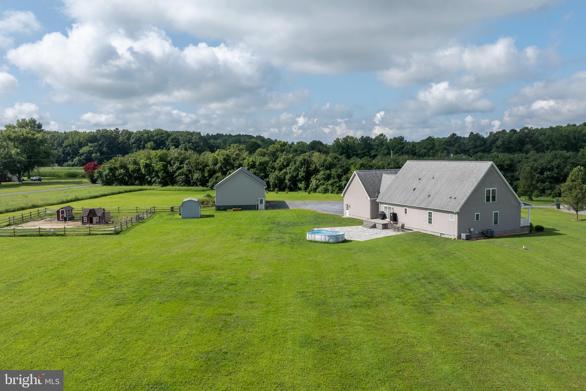 29862 Paddock Lane Easton, MD 21601 - Photo 17 of 83 an aerial view of a house with garden