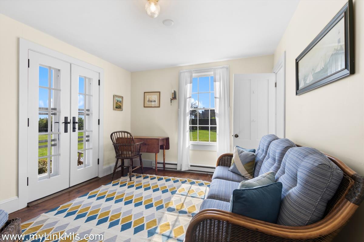33 Shell Street Nantucket, MA 02554 - Photo 21 of 60