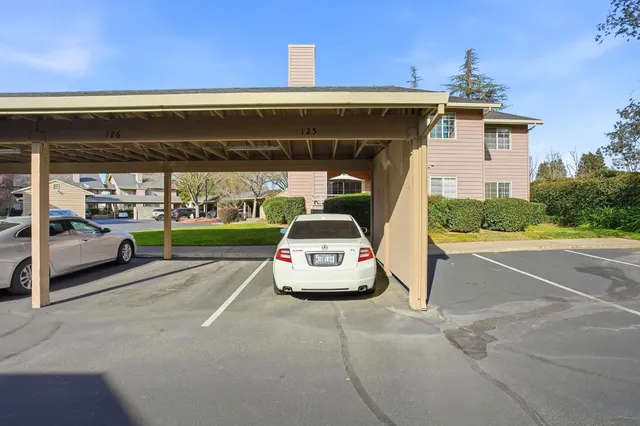 $275,500 | 11150 Trinity River Drive, Unit 124, Rancho Cordova, CA 95670