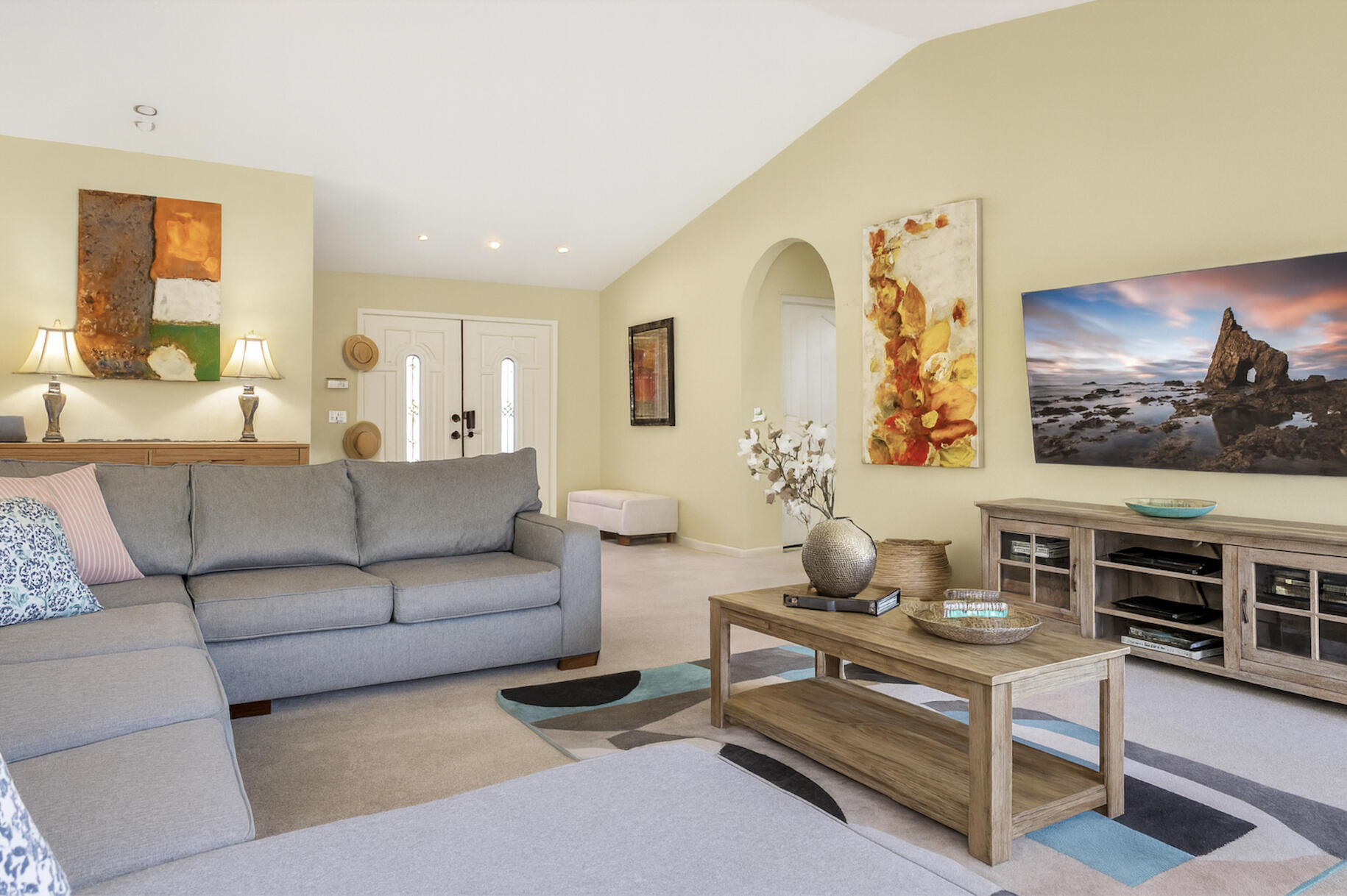 39795 Regency Way Palm Desert, CA 92211 - Photo 5 of 25 a living room with furniture and a flat screen tv
