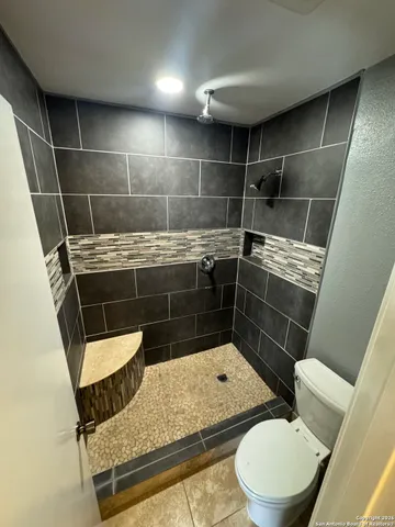 $1,800 | 5019 Concord Place, San Antonio, TX 78201