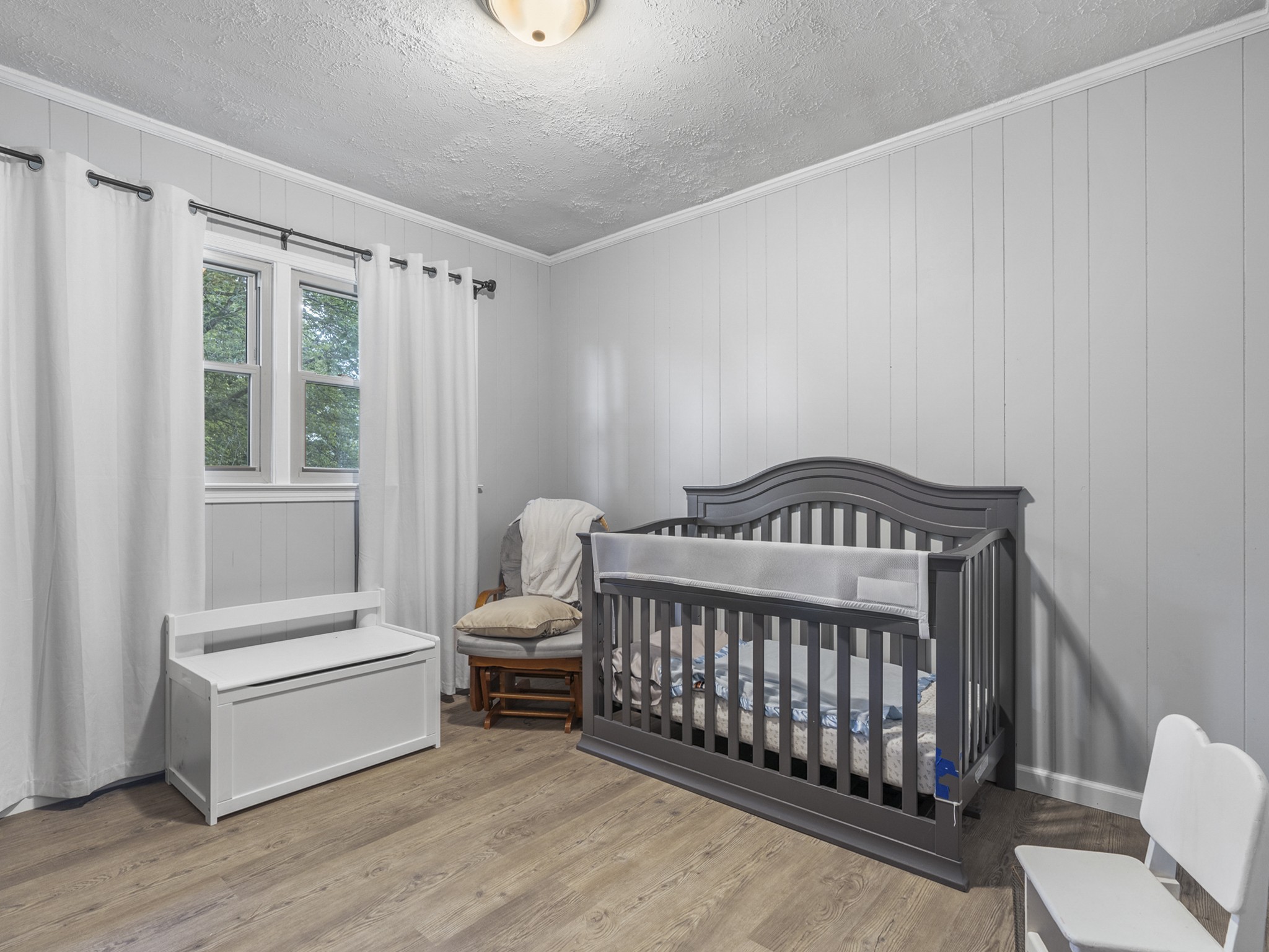 2502 Sullivan Knowles Road Sparta, TN 38583 - Photo 16 of 45 a bedroom with a bed and a window