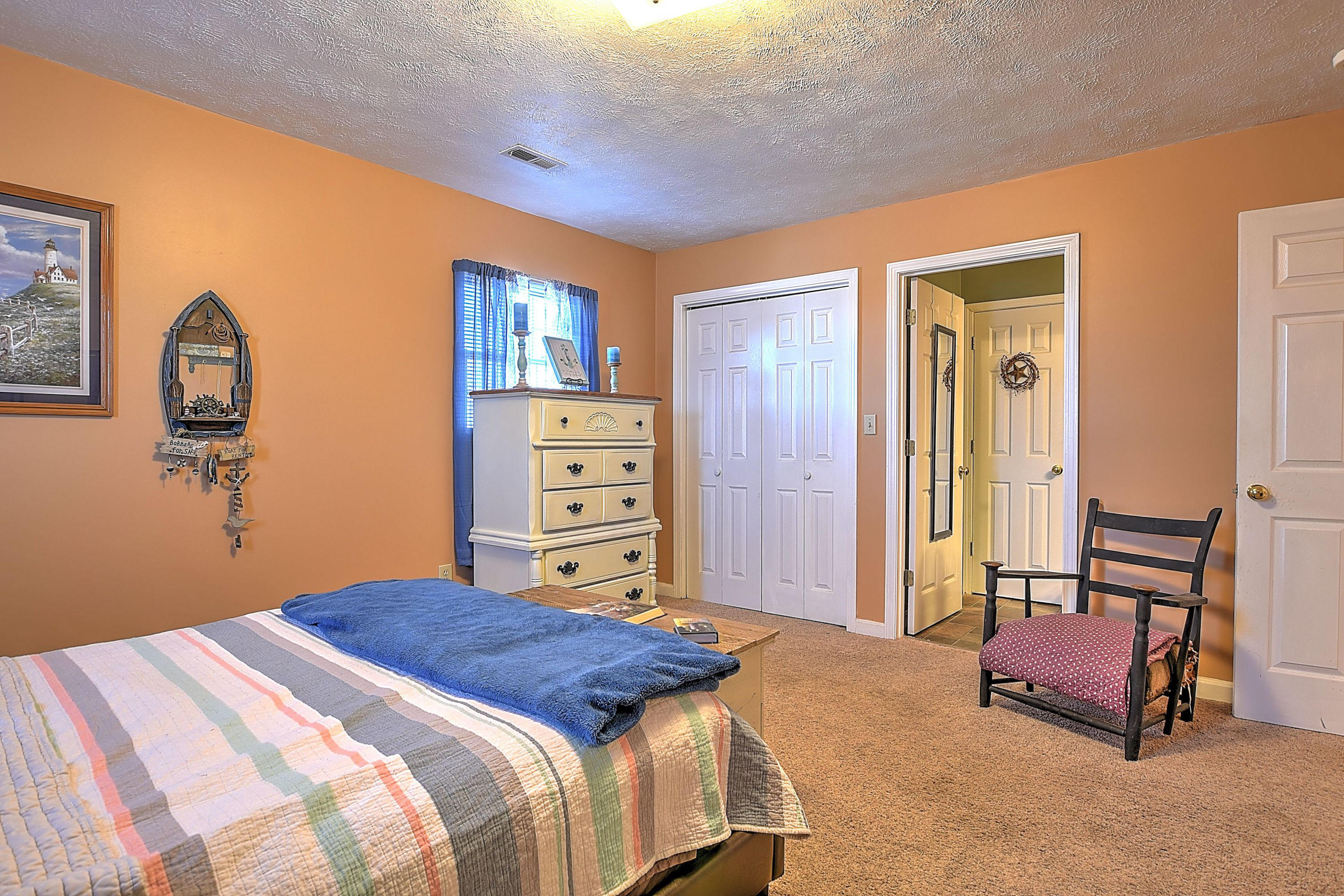 770 Old Hall Road Chuckey, TN 37641 - Photo 19 of 25 770 Old Hall_-24