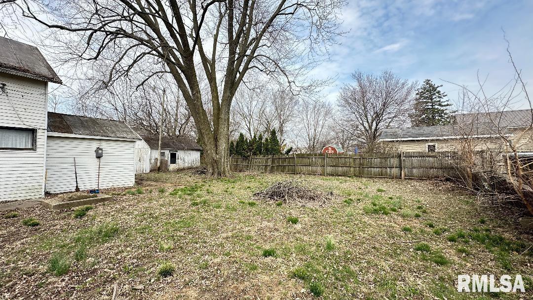 104 West Edwards Street Payson, IL 62360 - Photo 4 of 15