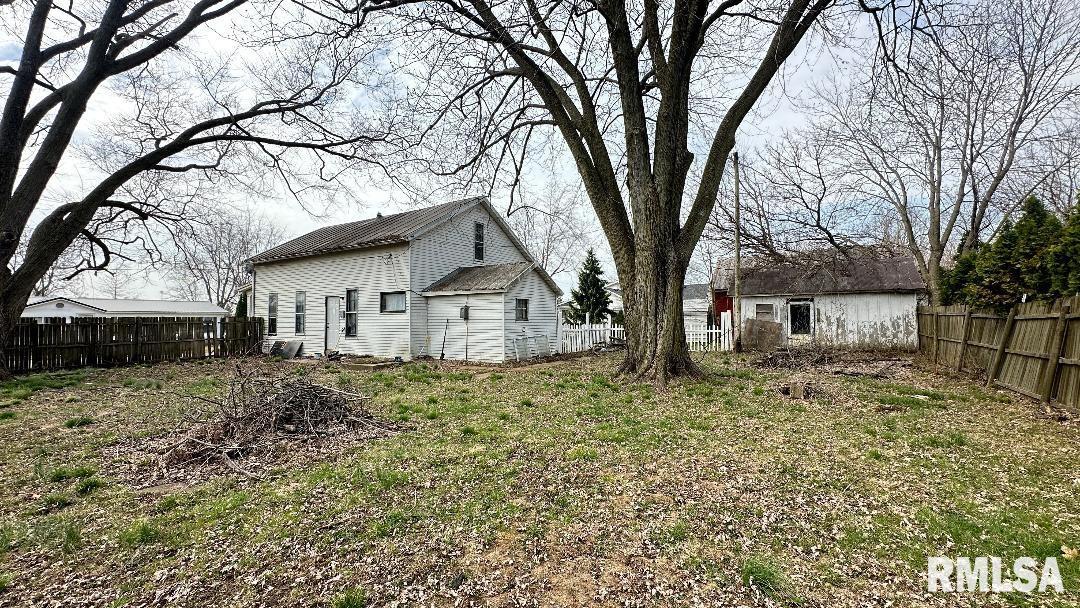 104 West Edwards Street Payson, IL 62360 - Photo 5 of 15