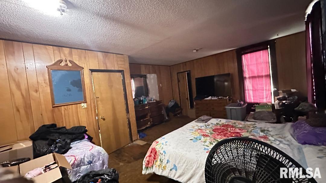 104 West Edwards Street Payson, IL 62360 - Photo 9 of 15