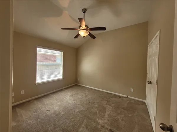$2,100 | 11826 Fortune Park Drive, Houston, TX 77047