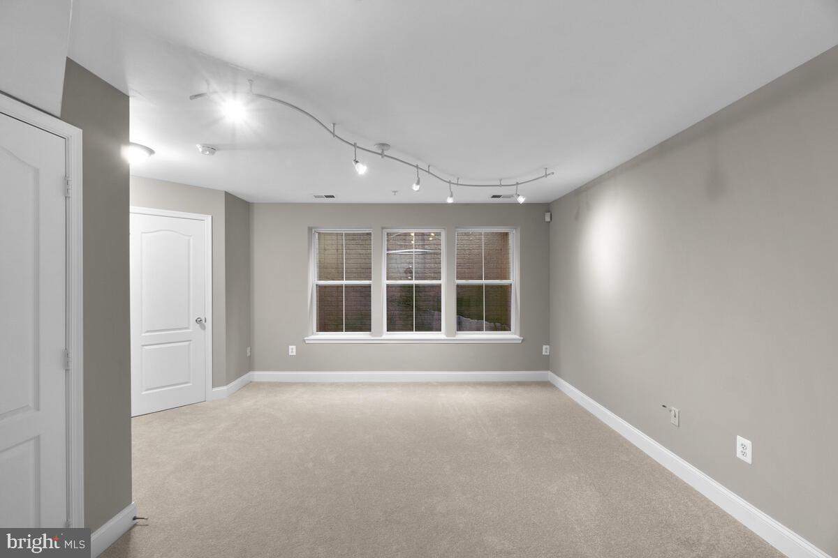 23626 Public House Road Clarksburg, MD 20871 - Photo 19 of 22 Gallery Image 19