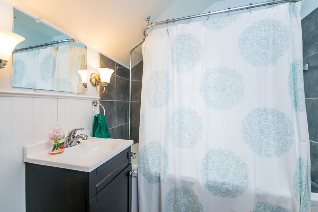223 Arthur Street Springfield, MA 01104 - Photo 15 of 24 Gallery Image 15