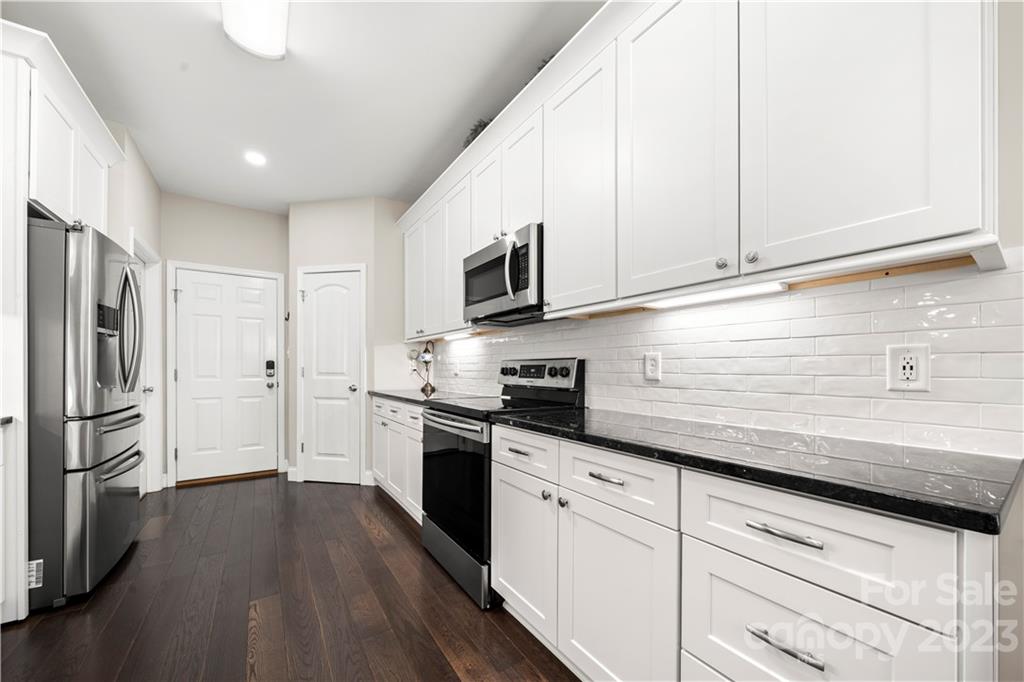 120 Durham Road Stanley, NC 28164 - Photo 8 of 27 Gallery Image 8