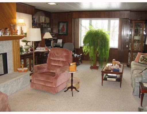 486 North Pike Road Sarver, PA 16055 - Photo 3 of 10 Living Room.