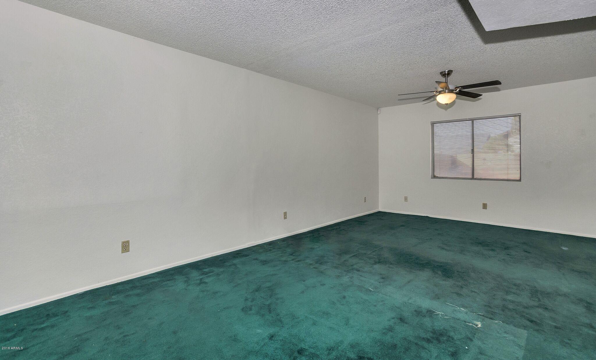 1524 East Fremont Road Phoenix, AZ 85042 - Photo 10 of 17 HUGE MASTER BEDROOM