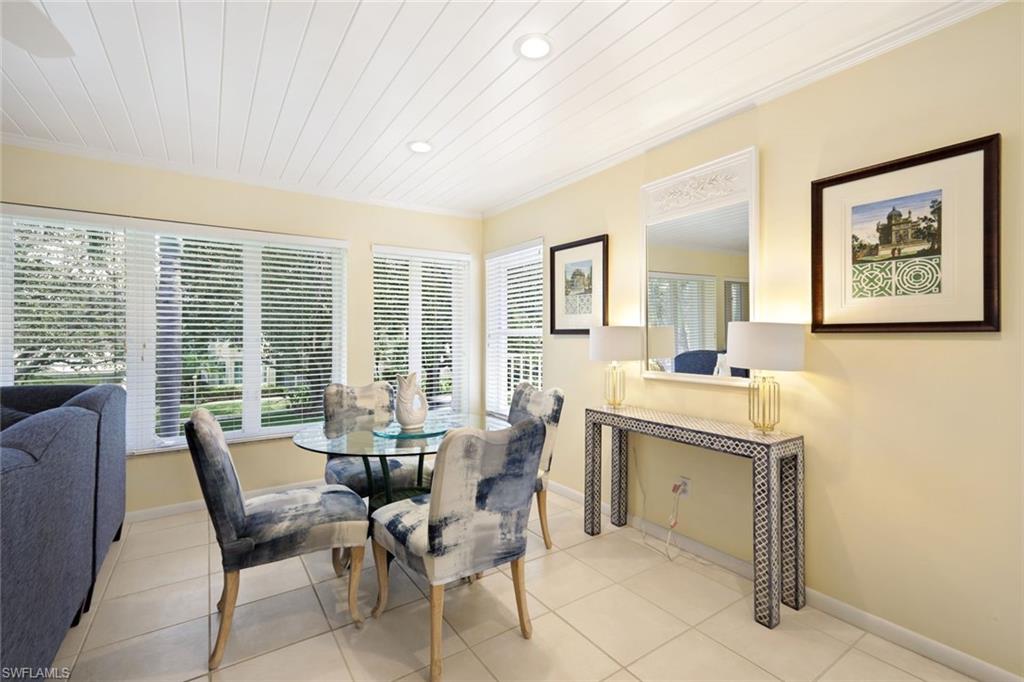 286 4th Street South, Unit 203 Naples, FL 34102 - Photo 7 of 25