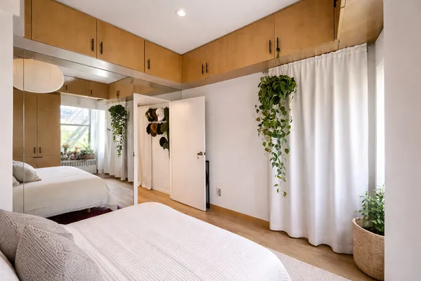 $3,900 | 283 East 4th Street, Unit 4F | East Village