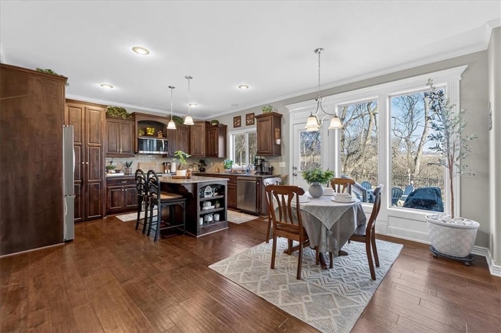 2320 Southwest Deer Run Road Lee's Summit, MO 64082 - Photo 13 of 72