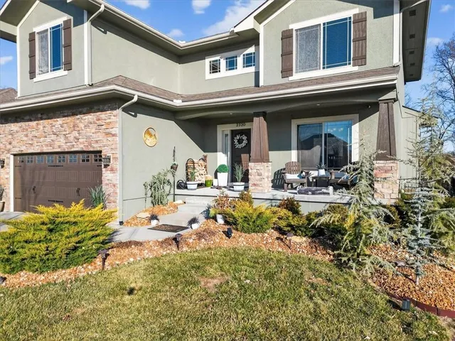 $585,000 | 2320 Southwest Deer Run Road, Lee's Summit, MO 64082