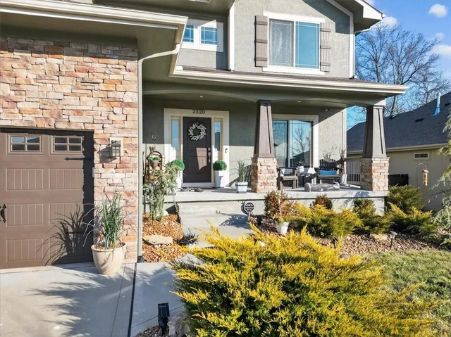 $585,000 | 2320 Southwest Deer Run Road, Lee's Summit, MO 64082