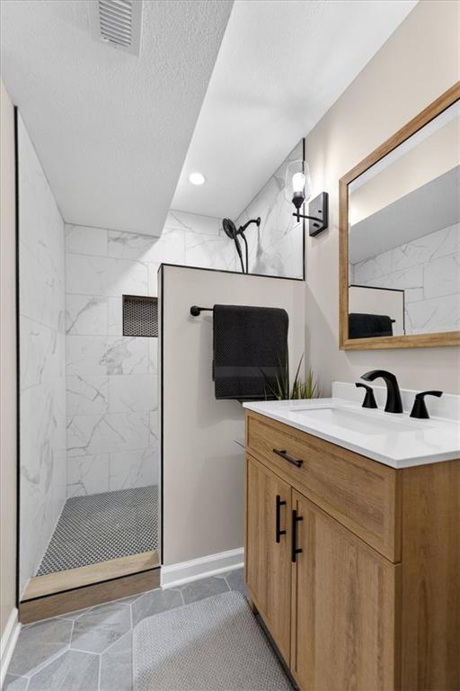 2320 Southwest Deer Run Road Lee's Summit, MO 64082 - Photo 54 of 72