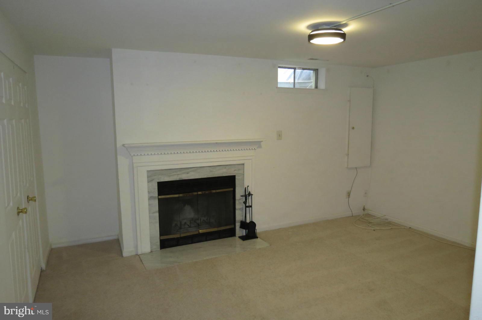 2208 Wimbledon Circle Silver Spring, MD 20906 - Photo 24 of 28 Family Room