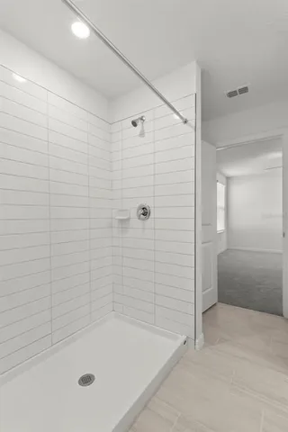 $2,300 | 11756 Radiant Shr Loop, San Antonio, FL 33576