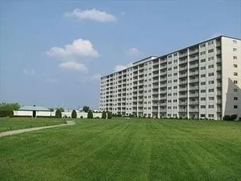 $2,700 | 100 Cove Way, Unit 306, Quincy, MA 02169