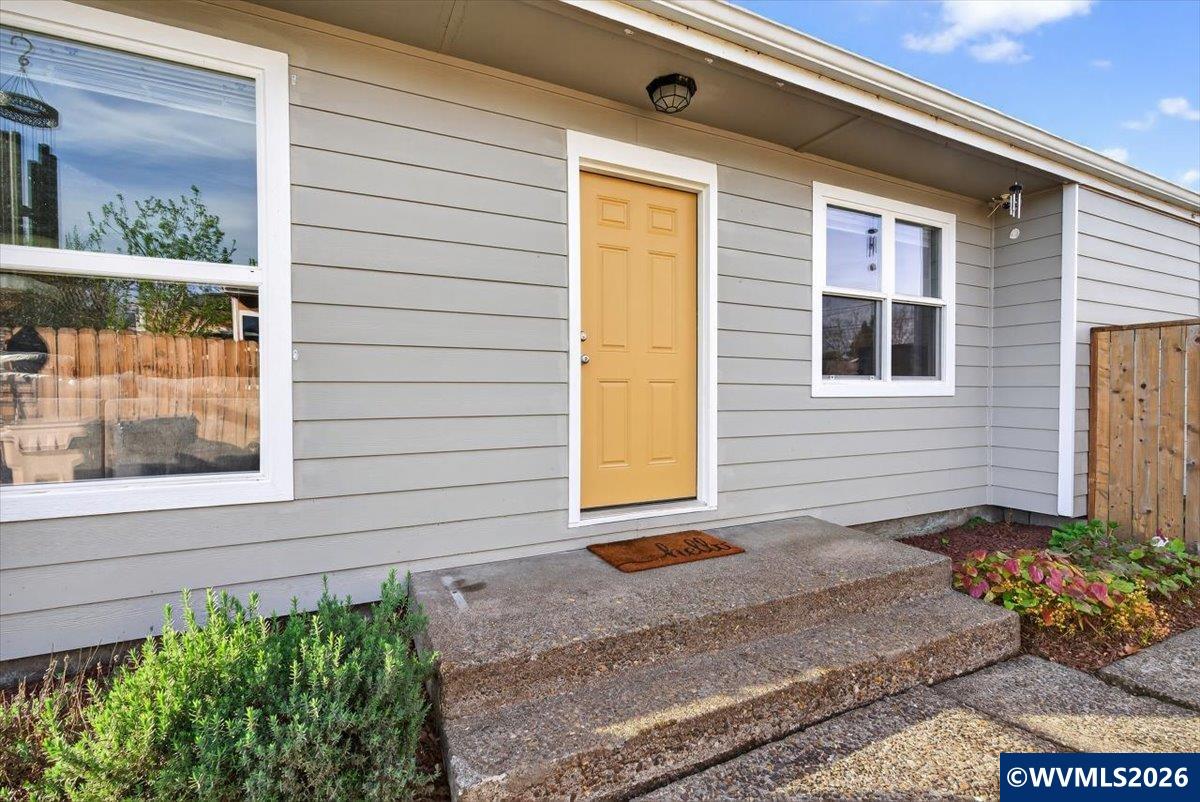 1530 Southwest Maple Street Albany, OR 97321 - Photo 3 of 40 Gallery Image 3