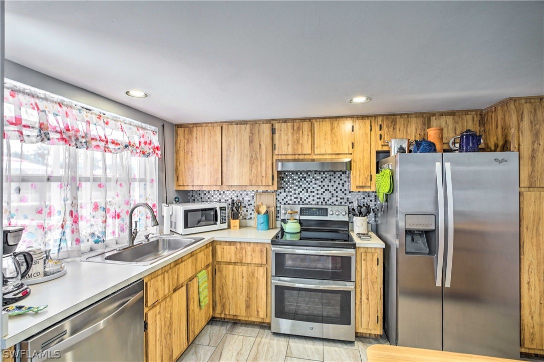 12134 Moon Shell Drive Matlacha Isles, FL 33991 - Photo 7 of 44