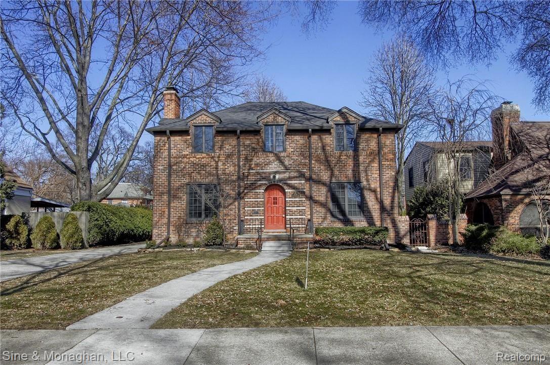 524 Barrington Road Grosse Pointe, MI 48230 - Photo 1 of 57 Front.jpg