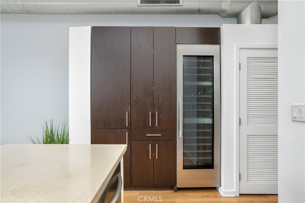 133 The Promenade North, Unit 422 Long Beach, CA 90802 - Photo 14 of 52 a view of an entryway