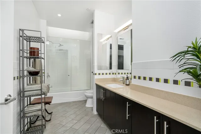 $539,000 | 133 The Promenade North, Unit 422, Long Beach, CA 90802