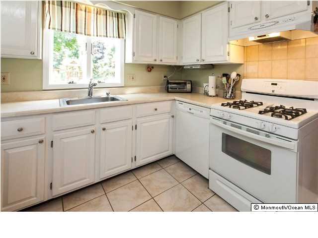 112 Division Street Atlantic Highlands, NJ 07716 - Photo 4 of 14 Additional Photo