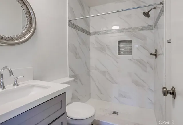 $2,600 | 2511 West Sunflower Avenue, Unit P8, Santa Ana, CA 92704