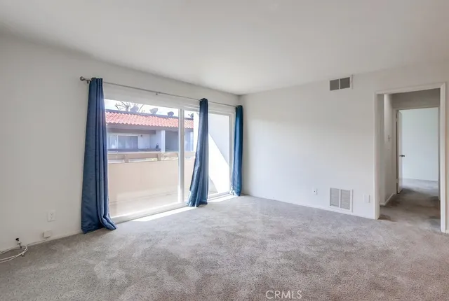 $2,600 | 2511 West Sunflower Avenue, Unit P8, Santa Ana, CA 92704